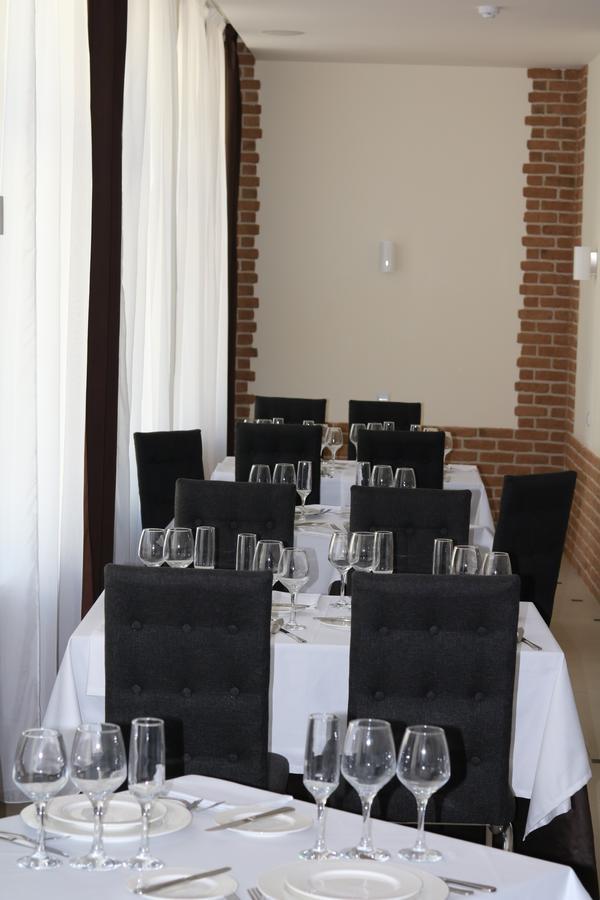 Smart Boutique Hotel Vitebsk Exterior foto